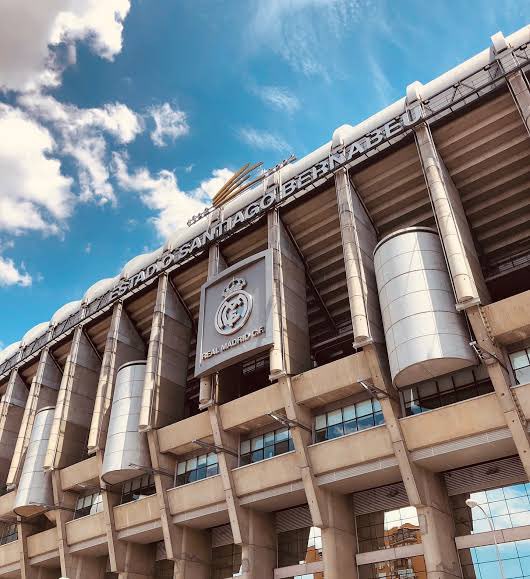 inmortales1902's tweet photo. Que nos devuelvan el club que nos robaron.

Que vergüenza en lo que nos han convertido.

Florentino dimisión https://t.co/Emv2d83bQy