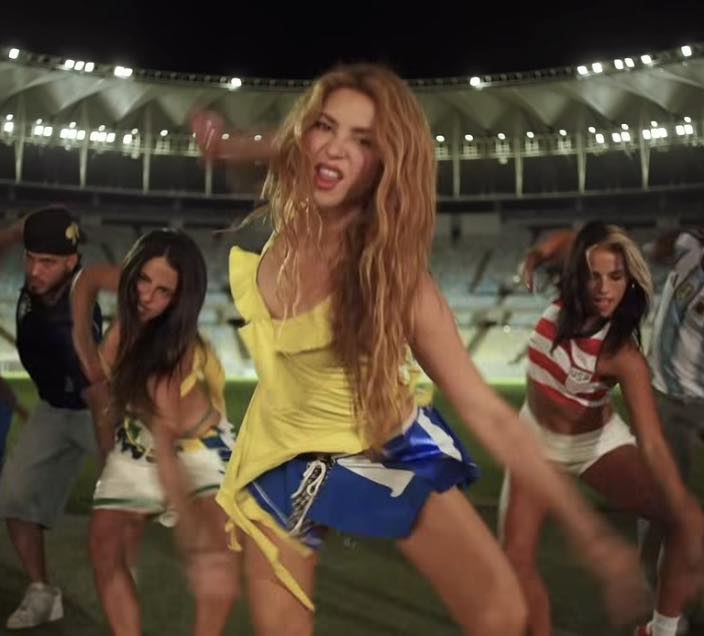 TeleritmoTv's tweet photo. ¡Paren todo! 😱 Shakira regresa a los mundiales. ⚽️🎶

La reina de los mundiales acaba de anunciar "Dai Dai", el tema oficial para la Copa del Mundo en colaboración con Burna Boy. 🎤🔥

🗓️ Marquen su calendario: 14 de mayo. ¿Listos para un nuevo Waka Waka? 💃✨ https://t.co/Y2ZHTnaUET