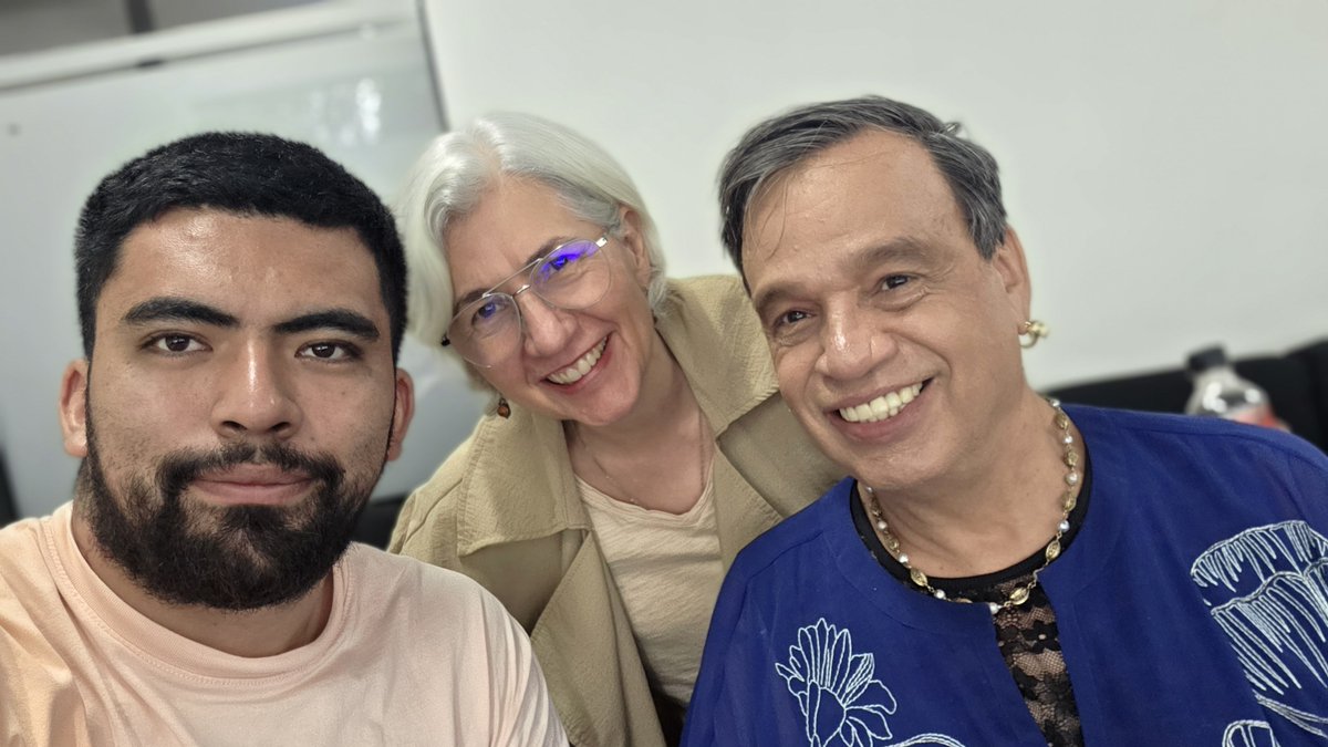 acodemis's tweet photo. Durante la segunda reunión ordinaria de trabajo del COESIDA NL con Organizaciones de la Sociedad Civil.
Nuestro compromiso es con la comunidad. https://t.co/SlVQzVBoRw
