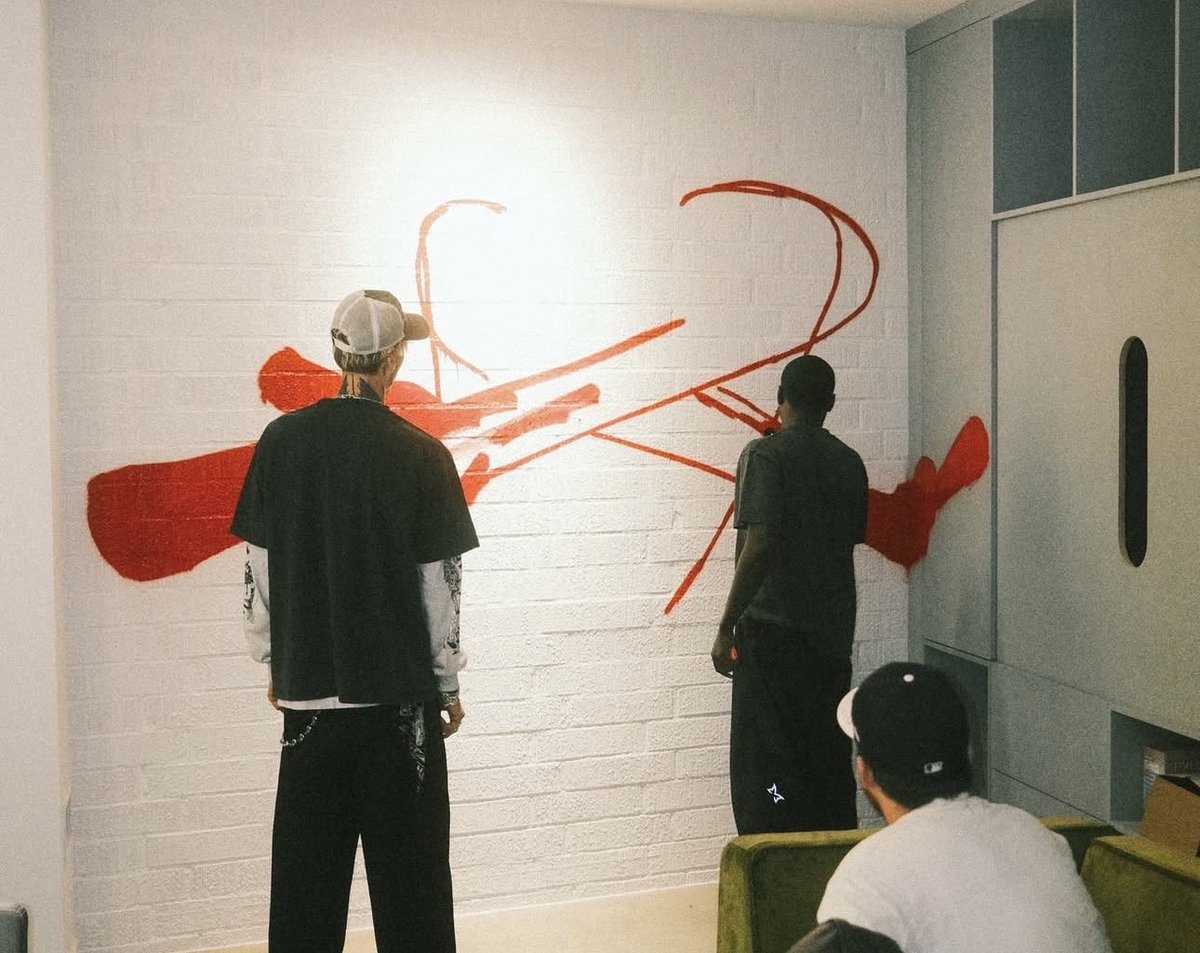 cometostudyhall's tweet photo. Some bits from Part of of our Slawn x MGK episode coming soon ✏️ https://t.co/thjdzPH1E3