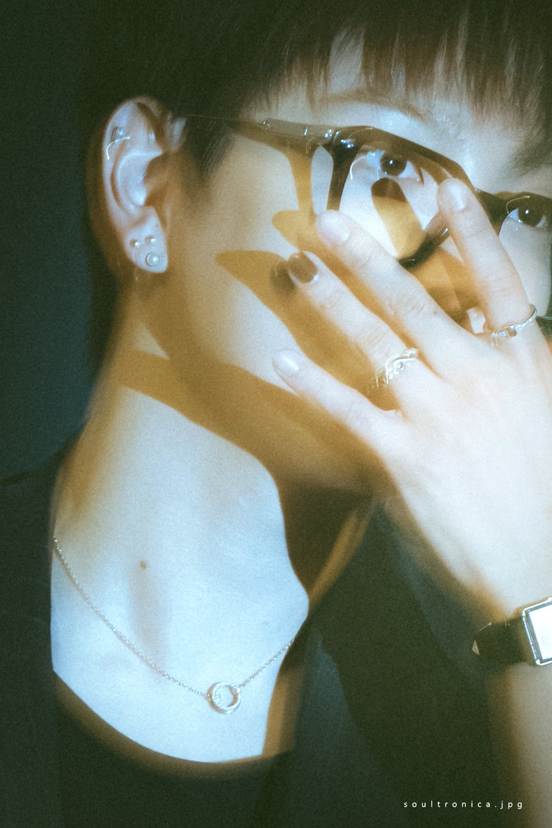 This photo looks like jewellery ad  #홍중 #HONGJOONG #Pomellato
