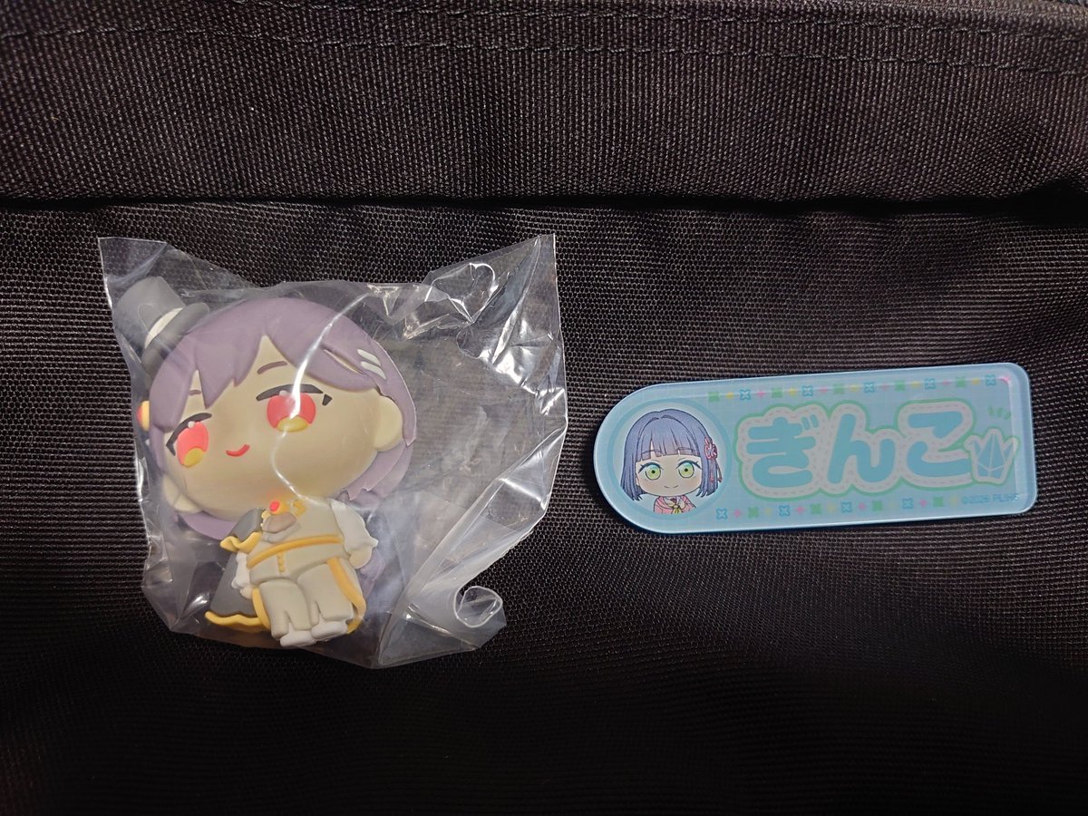 かるーあ tweet media