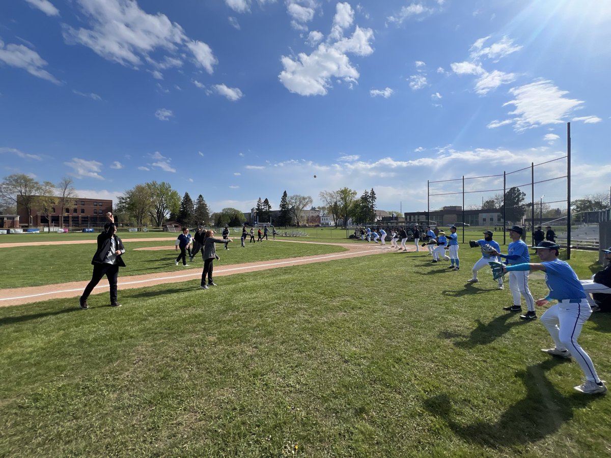Cavs move to 14-3/6-1 MCC w/16-2W over Shoreland Lutheran in 5 inn. Luke Mrazek(5IP 2H ER 4K) was great on bump.

Brayden Alivo(2-3 2R 2RBI BB SB) gets 100th career hit to go w/111th career run. Ethan Rudolph(2-4 2B 3R RBI) also led the O &amp; every Cav starter had a hit. 

#GoCavs