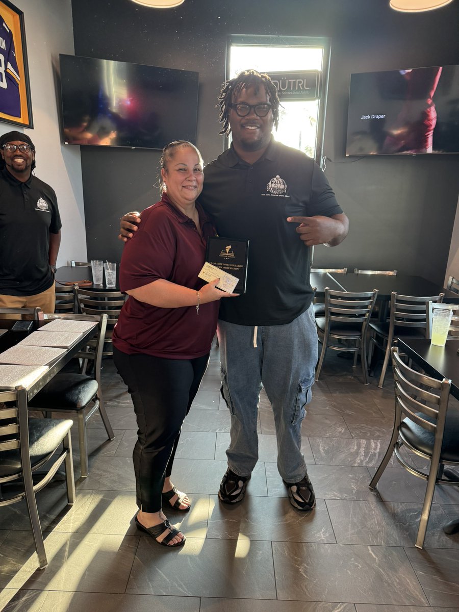 ChampSmith55's tweet photo. Congrats to the 2026 Champ Smith Family Scholarship Recipients; Amanda Watson Headed to Florida State Univ. Austin Banzhaf headed to Auburn Univ., Tyvan Eckles is headed to Erskine Univ. &amp; Quinton Dames Jr. is headed to Lawrence Univ. Thank you Phatz Chicken Sports Bar &amp; Grille. https://t.co/ATzbOnC4s7