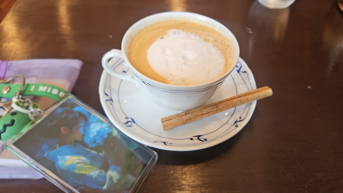 シャドコリ2で いつもガブ飲みしてるやつです(カプチーノ)