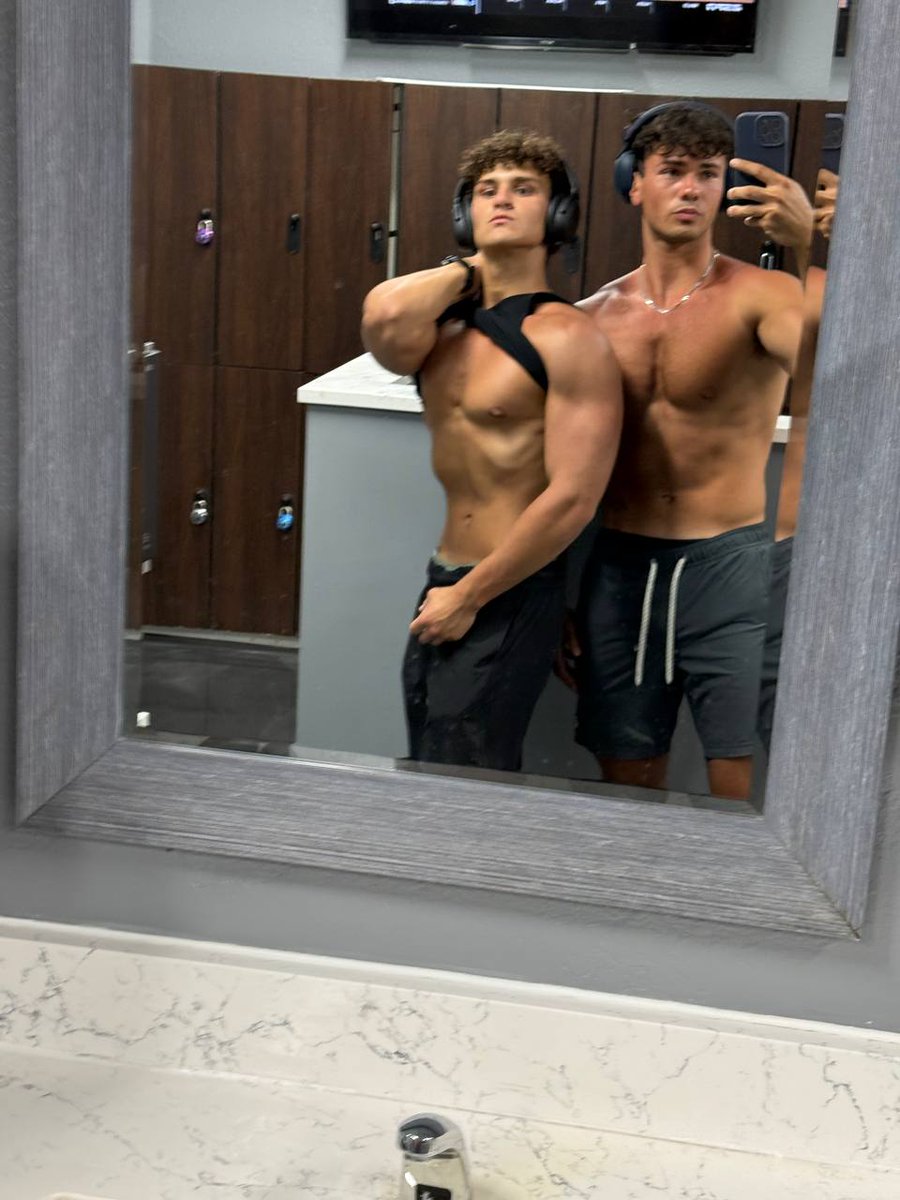 When you give your ALL EVERYDAY! THIS IS what true power looks like! 

Submit. Serve. Send! 😈 🔥 🥵 

<a href="/diamond__here/">Diamond</a> <a href="/topalphamales/">Top Alpha Males</a> <a href="/rageofthesystem/">Rage</a> <a href="/RT4MastersBR2/">RT4Masters 🔄 🌎</a> <a href="/BetaBitch87/">BetaBitch87</a>