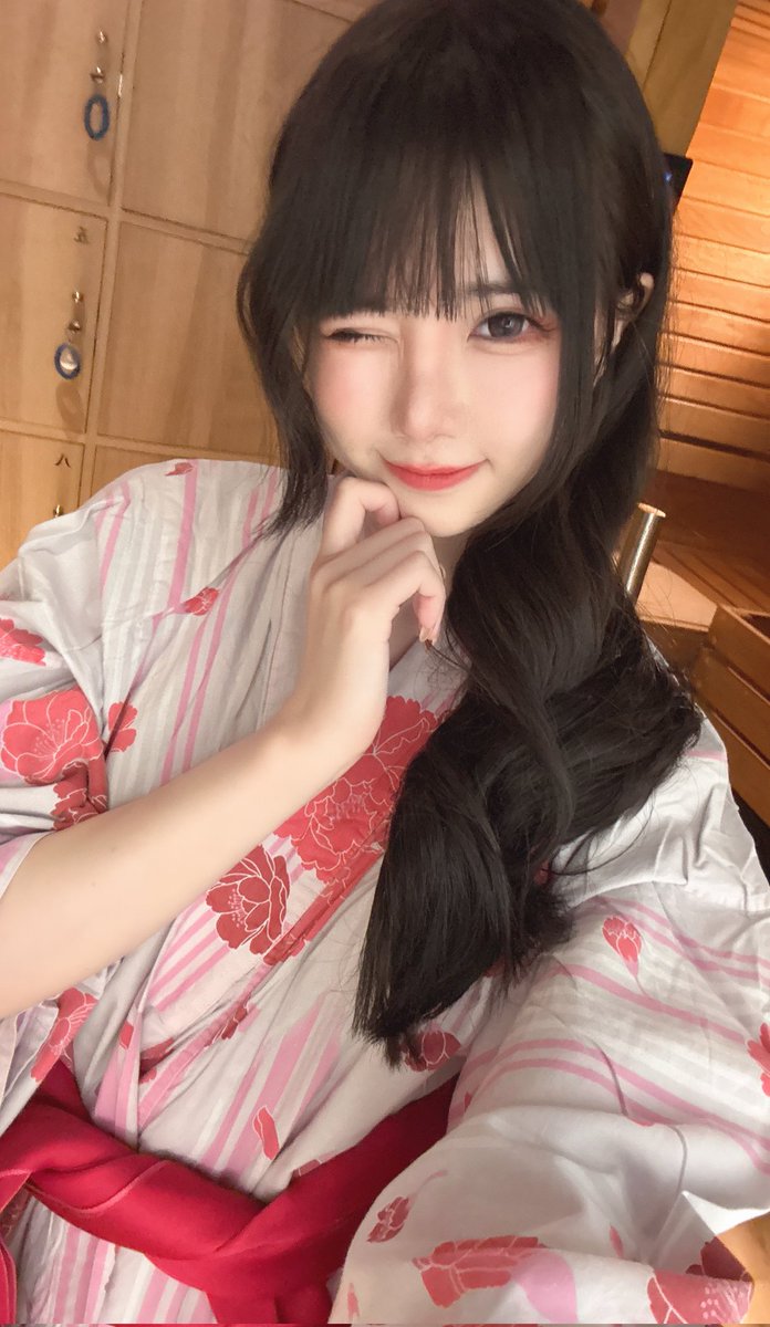 Morning ❤️ Golden Week Just Ended Remember to take your meals and have a good break!
Yukata Slingkini On And Off!🤭

80 Gift for May https://t.co/1ThMS3xXw6