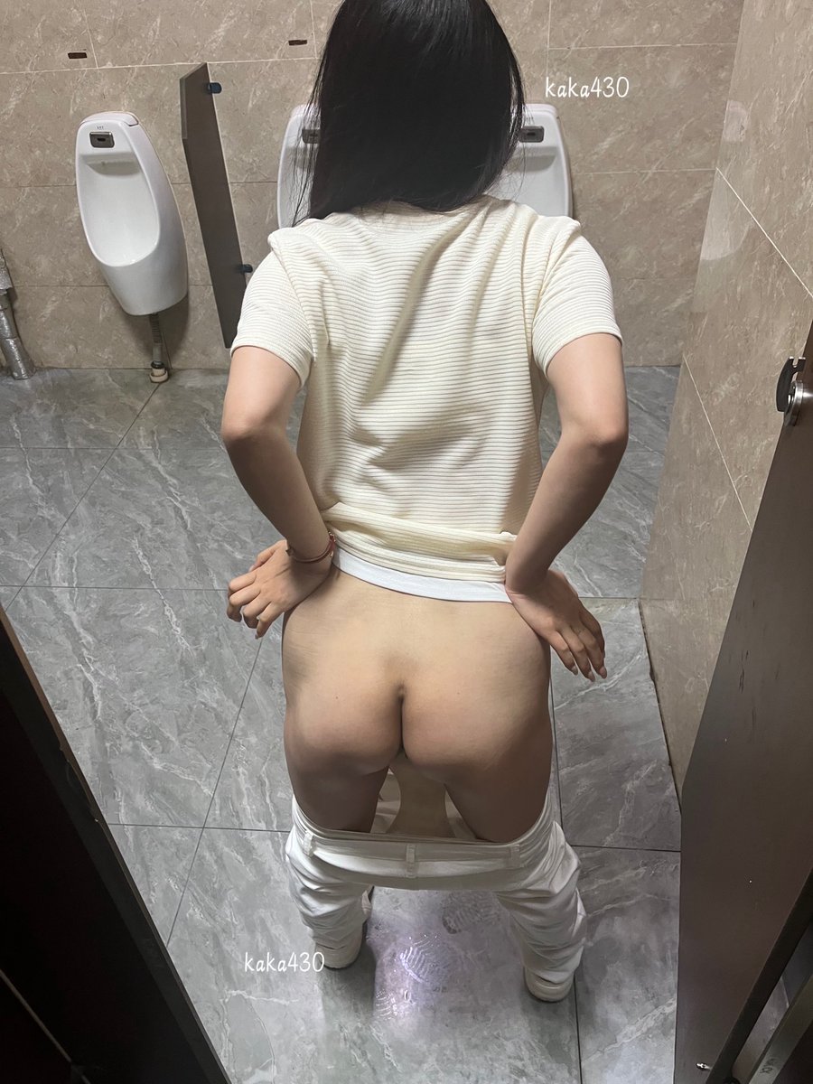 又去上次的公厕了 这次更大胆了 直接把她推到小便池操她 既想又怕有人进来
@luchu888 
@luchu777 
#济南 https://t.co/p9vkaMEd6L