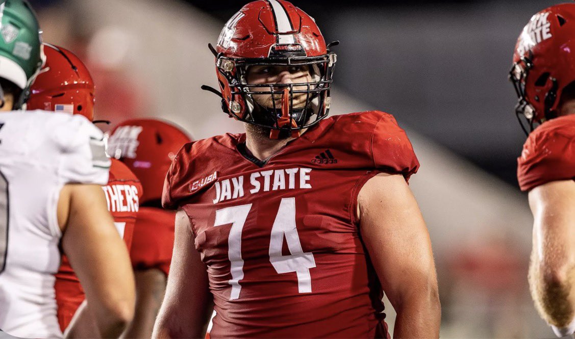 BigBray59's tweet photo. Blessed to receive a offer from Jax State thank you @CoachARoss @lawrencedawsey 

@Coach_Chapp151 @bobbycarr11 @CoachOtt77 @Madhousefit @PrattvilleFB @Jeff_XOS @valley6877 @CoachEBrownIV @CoachMarlonBush @ChadSimmons_ @RivalsHS @JaxStateFB @CoachKellyJSU https://t.co/41ACIe4Y3N