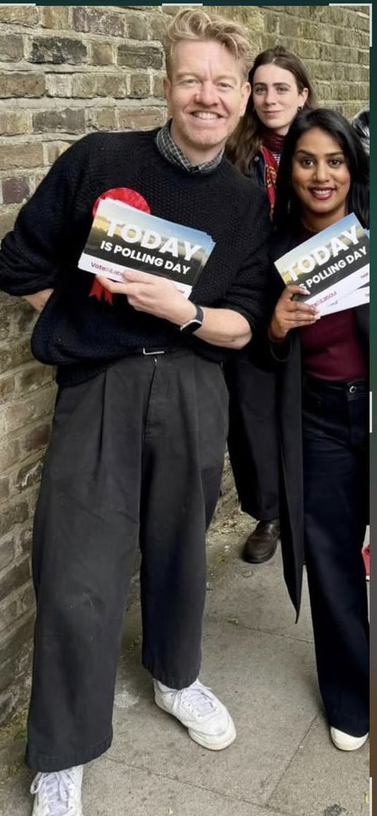 One Tower Hamlets #UnitedWeStood #UnitedWeWon tweet media