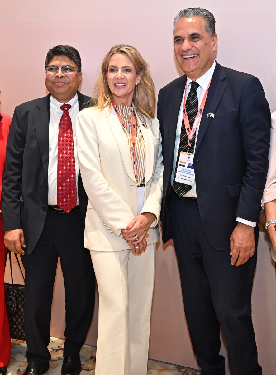 valocityglobal's tweet photo. As the first historical agreement signed immediately following the signing of the New Zealand–India Free Trade Agreement in New Delhi, Valocity is proud to announce our partnership with Axis Bank, one of the largest private sector banks in India. https://t.co/XIeY8FzUIc