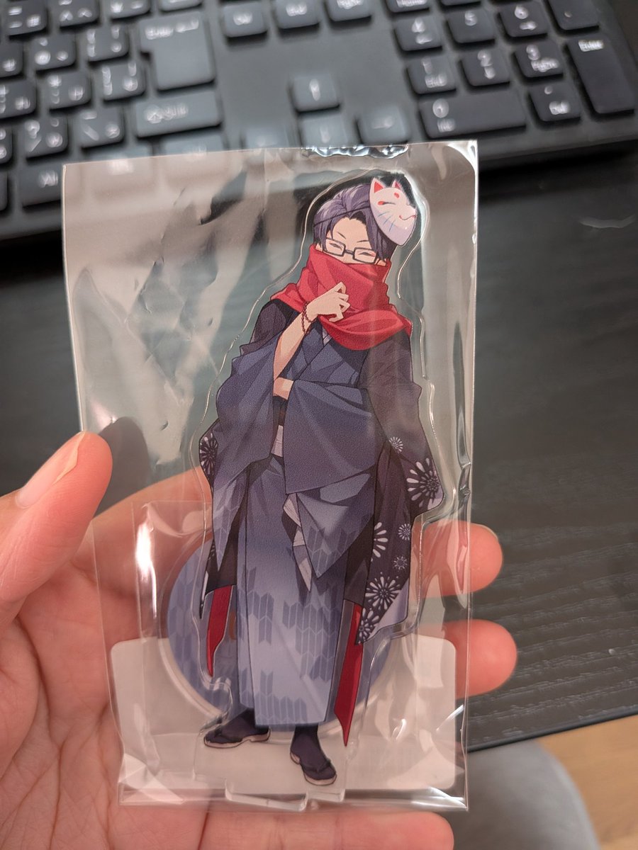 あと今更だけどフルトワコラボのオンクレアクスタ届いてます〜〜
二度とやりたくないぞ🥲
