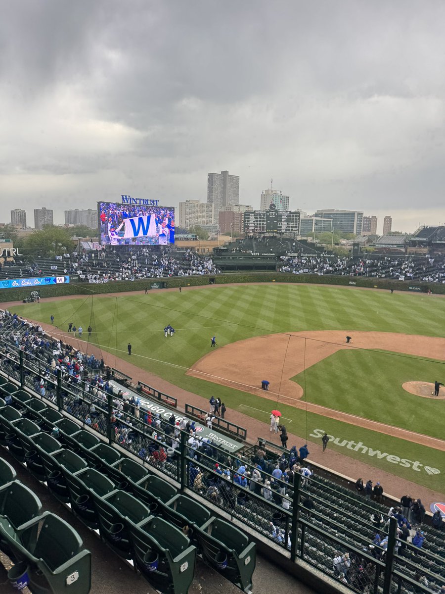 rhonson_13's tweet photo. Fly the W!!! https://t.co/tEb47oiPKV