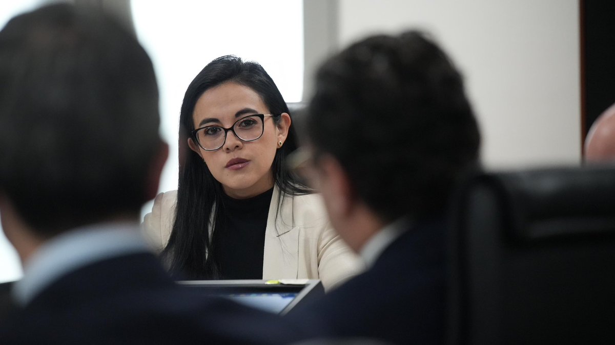 Economía Finanzas Ec tweet media