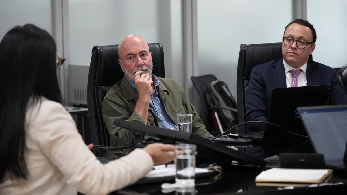 Economía Finanzas Ec tweet media