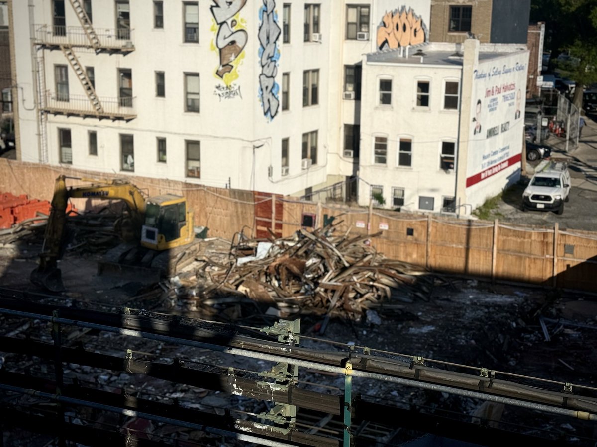 CSantucciPhoto's tweet photo. This has seemed to be in the works for a while, but Neptune Diner in Astoria - arguably a Queens landmark - has now been demolished.  @NY1 https://t.co/YL4LdWdHEZ
