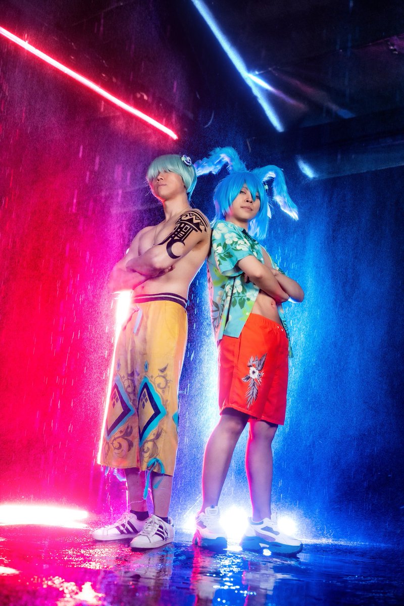 dissstraction's tweet photo. 💧Let's do this together, bro!
🔥 The Xtremes fight as one!
----
📸 muze @ IG
Red Hot: Tomis
Deep Blue: Dist

The first of the photos of this set, lighting and rain effects were seriously too perfect, right?

#FFXIV #cosplayㅤㅤㅤㅤㅤㅤㅤ https://t.co/H10AztRO0T