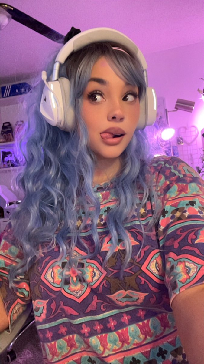 curly ✿⁎⁺˳✧˚ tweet media