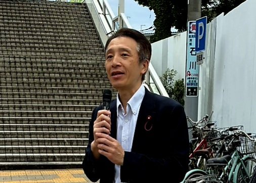 nanba_hideki's tweet photo. 📣 5/3、憲法記念日街頭を行いました。

📘 憲法は、私たち一人ひとりの
暮らし・人権・平和を守る大切な「とりで」です。

公明党は、
✅ 国民主権
✅ 基本的人権の尊重
✅ 恒久平和主義

この三原理を守り、平和と安全、そして誰もが尊重される社会へ全力で取り組みます。

#憲法記念日 #公明党 https://t.co/iH0K2rcsX7