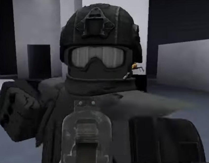 ColaCheung2010's tweet photo. The elite mercenaries from Roblox the button
1. The Enforcer
2. The Operative
3. The Specialist
4. The Reaper
#thebutton #roblox #thebuttonroblox #tf2 https://t.co/WNmWNi4JUU
