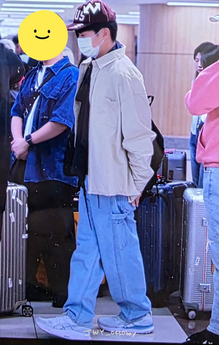 JWY_0430boy's tweet photo. 260508 김공출국 프리뷰
다치지말구 공연 잘하구 와👋
#장우영 #JangWooyoung #ウヨン https://t.co/deDhJauBdO