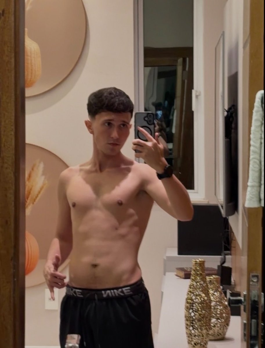 daniel tweet media
