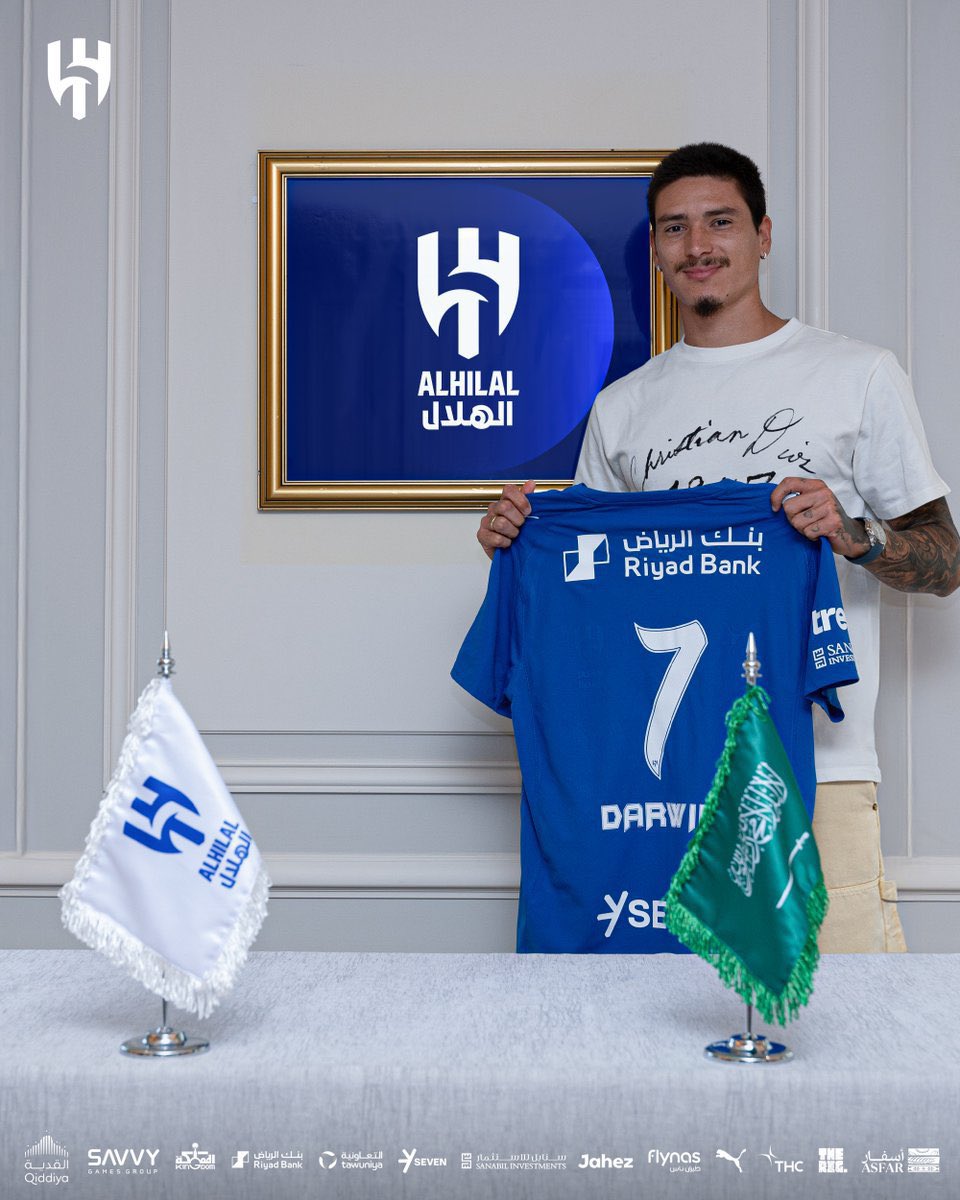 تكلفة لاعبيين لم يكملوا عقودهم 
مع #الهلال 400M يورو تقريبا
.
▪️نونيز
الانتقال: 53Mيورو لمدة3سنوات 
الراتب: 15M يورو/السنة 
تم انهاء عقده بعد 6أشهر
.
▪️نيمار
الانتقال: 100Mيورو لمدةسنتين
الراتب: 100Mيورو/السنة
تم انهاء عقده قبل نهايته ب6أشهر
.
من المسؤول عن هذا العبث والهدر😨