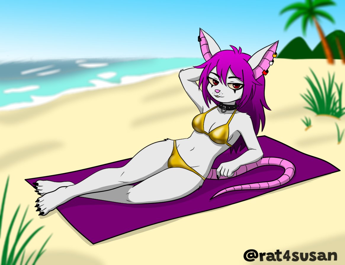 It's Golden Week!
Care to sunbathe with the silly rat?