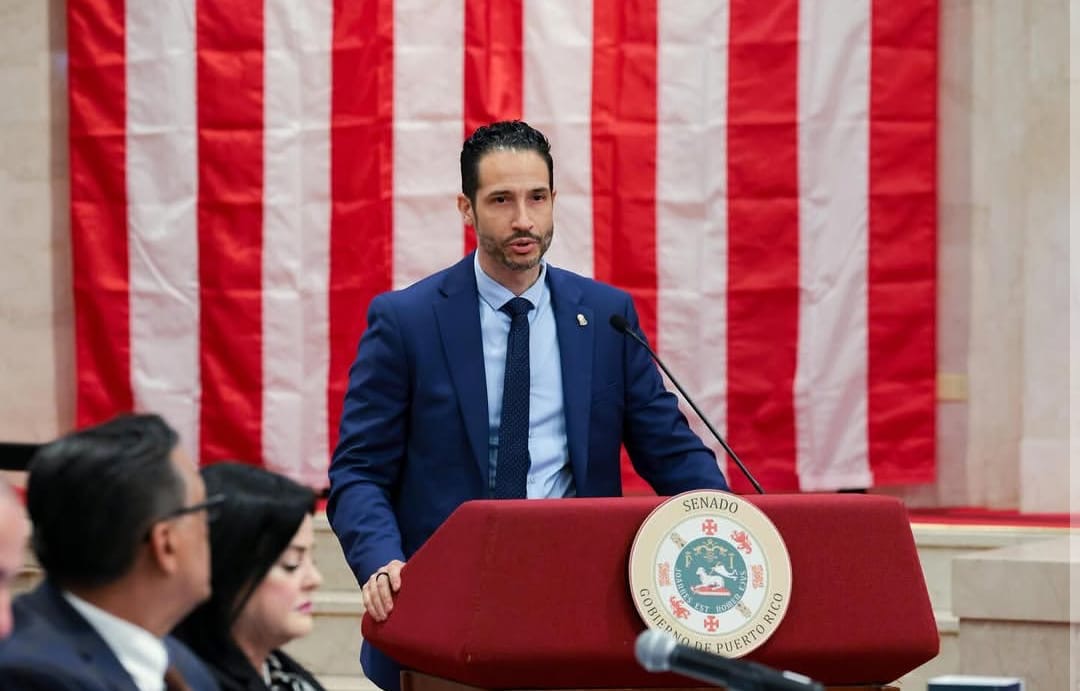 RT by @mikenov: RT by @mikenov: Today, SAC Goris represented the #FBI at the Puerto Rico Law Enforcement Forum. Partnerships are critical for the effective execution of the FBI's mission in Puerto Rico and the U.S. Virgin Islands. The discussion included collaboration from local, state and federal law enforcement partners regarding important public safety topics. This is #YourFBI leveraging #partnerships to crush violent crime and defend the homeland.