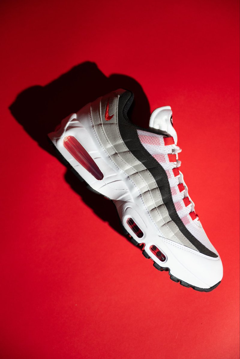 Sole Fly tweet media