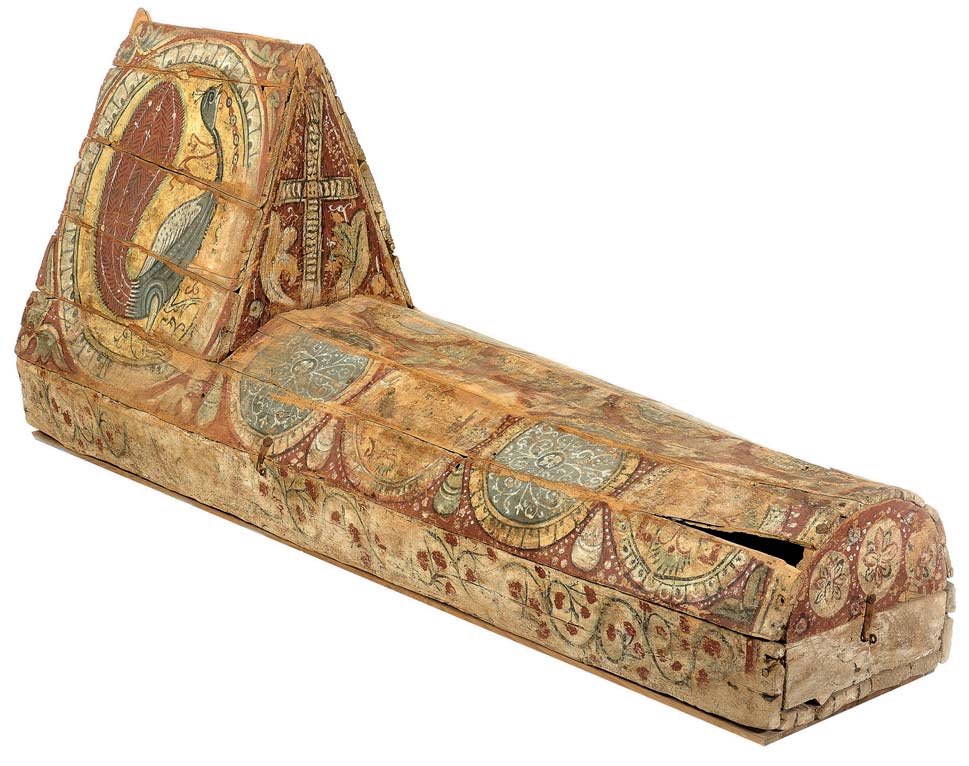 madamarchaeo's tweet photo. This is one of my absolute favourite archaeological discoveries of all time: the “Peacock Coffin,” found in 1913 at Qarara in Middle Egypt and dated to the 7th/8th century based on its decoration. Just look at how beautiful this unique piece is! https://t.co/gyY6ShXoXV