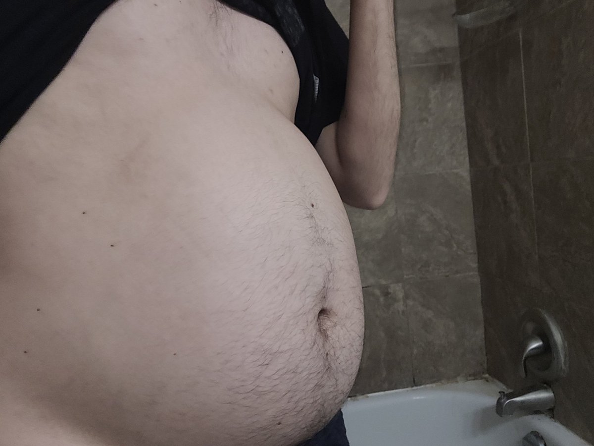 FutureFatDragon's tweet photo. Bloated https://t.co/9tPUJx1e6b