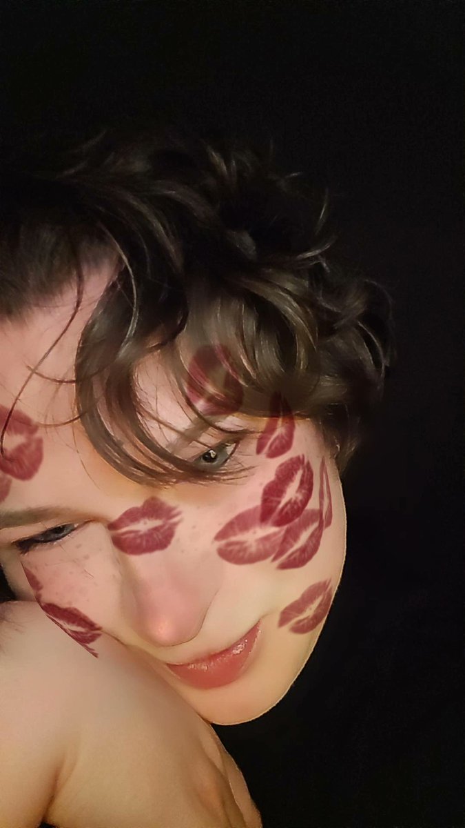 Alyx 🏳️‍⚧️ tweet media