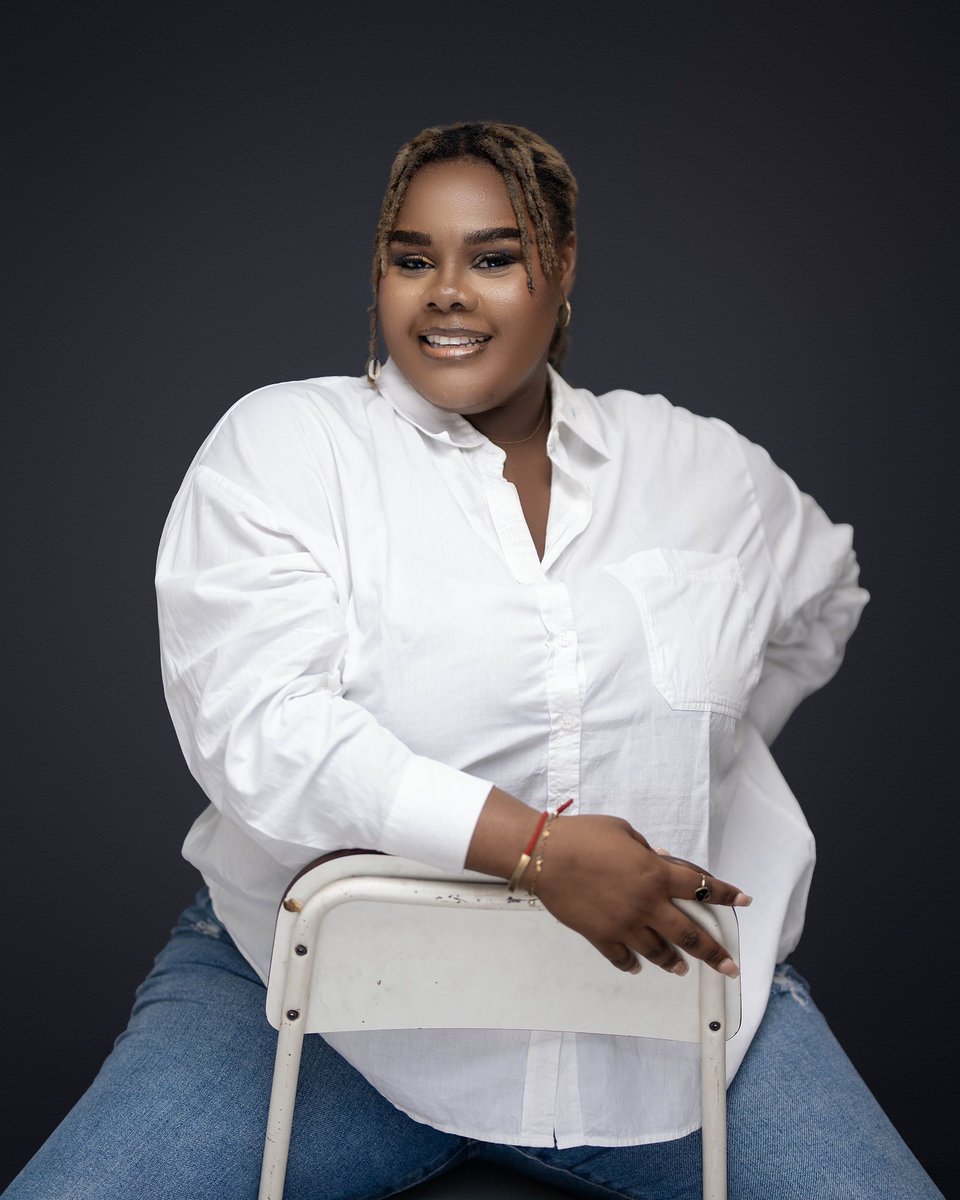 Cynthia Moss🥂 tweet media