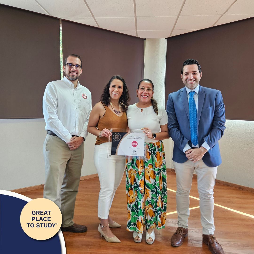PrepasUPAEP's tweet photo. Aprender, crecer y disfrutar la etapa de prepa también hace la diferencia. ❤️🦅
Nuestras 10 Prepas UPAEP forman parte de una comunidad certificada por Great Place to Study. 🙌✨
Gracias a alumnos, familias y colaboradores por hacerlo posible. https://t.co/5FM57WR2Gh