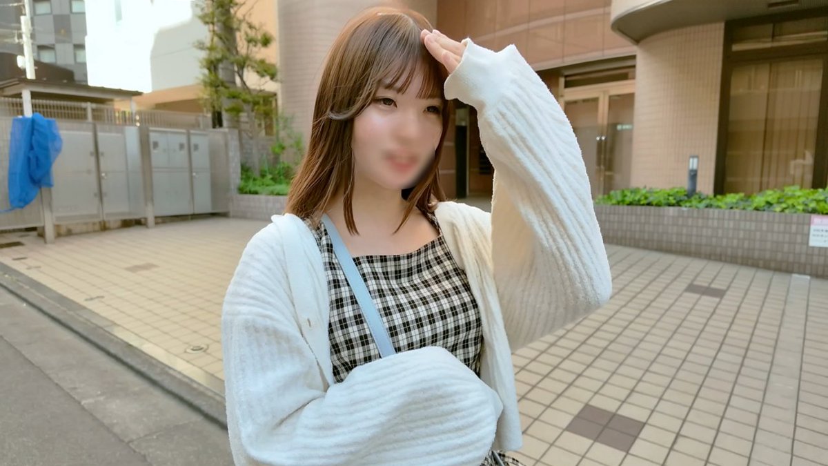 什麼？這個月在可愛社出道的蘿莉老師竟然無碼一大堆！

https://t.co/I2pBnOrANs

你看了剛出道的新人「田村梨奈」嗎？人設是高中老師卻有張娃娃臉的她喜歡老頭非常M，所以被歐吉桑軍團撲倒分食；但看了作品之後就能發現，這位女優演出的經驗非常豐富，無碼作品一大堆，有碼只是兼差⋯

#田村梨奈 https://t.co/zthADYbvpy
