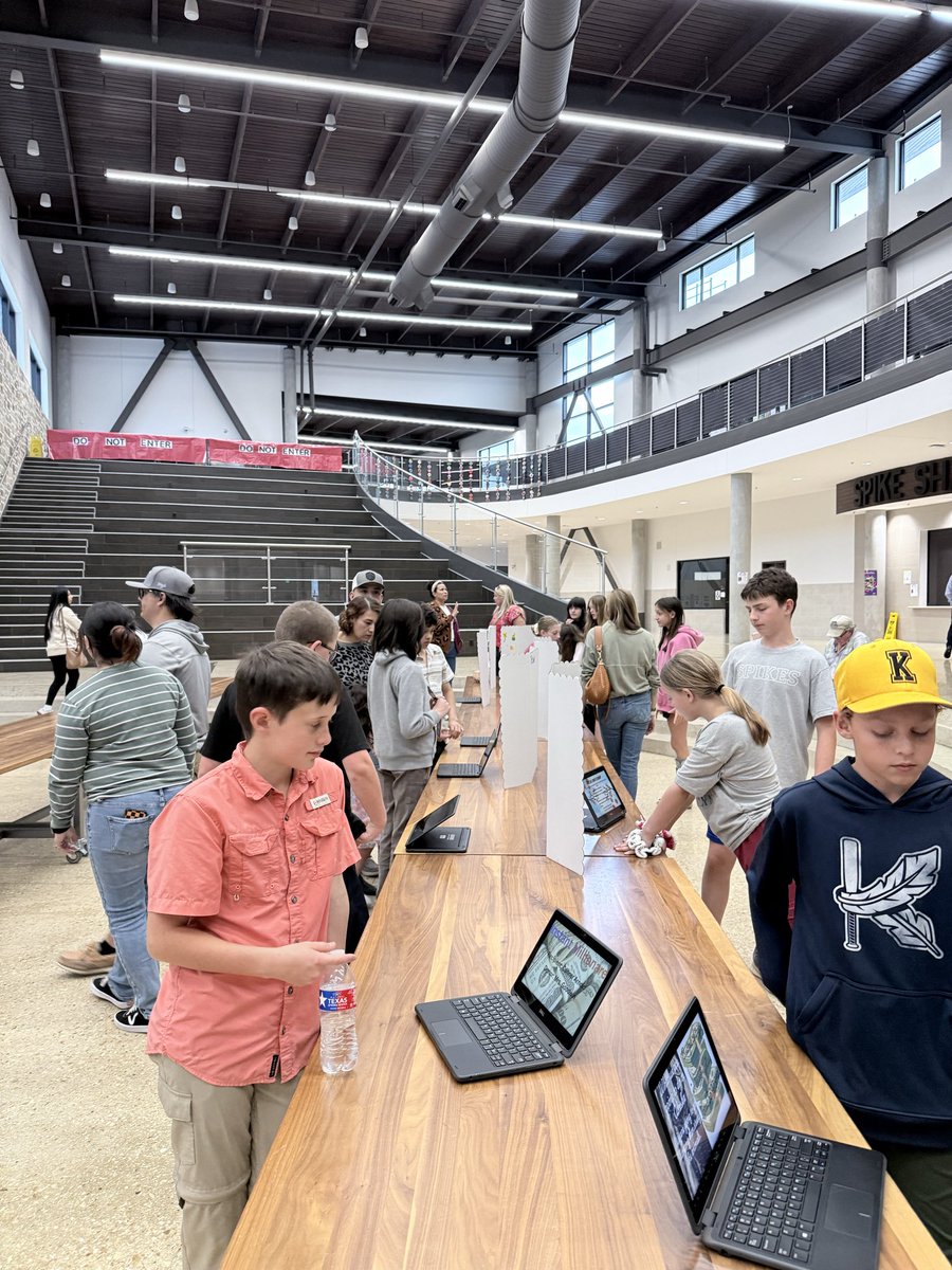 HPMSKim's tweet photo. HPMS Gifted and Talented Students showed off their inspiring projects at tonight’s Gifted and Talented Showcase! 💙💙💙 https://t.co/Y03uDYs7AV