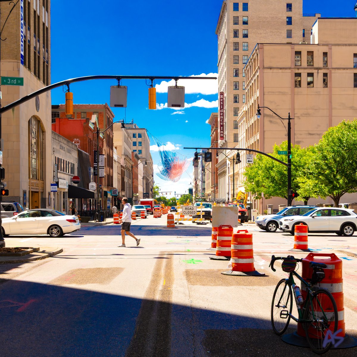 AndySpessard's tweet photo. Documenting a season of change in our neighborhood, holding onto what was while welcoming what’s still to come. A walk along Gay Street in Downtown Columbus on May 7, 2026. ☀️😍☀️
#growthanddevelopment #downtown #cityscape https://t.co/xk9bvTJuMT
