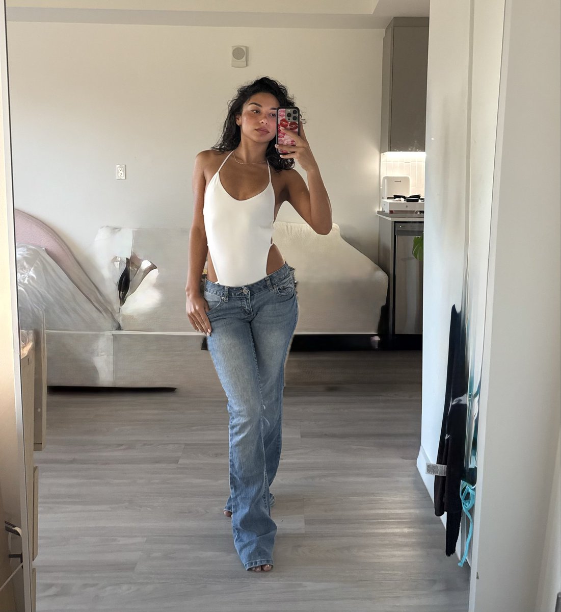 beautiful sexy girls clean their room with the clean up feature