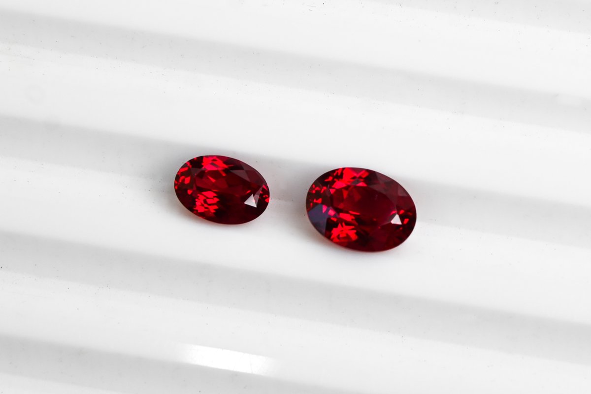hiris_j's tweet photo. 초크랄스키 피죤블러드 루비 오발컷❤️🖤
5x7mm, 6x8mm 업로드 되었어요~
https://t.co/R6Pn1lZa4m https://t.co/RiJoEpOT0O