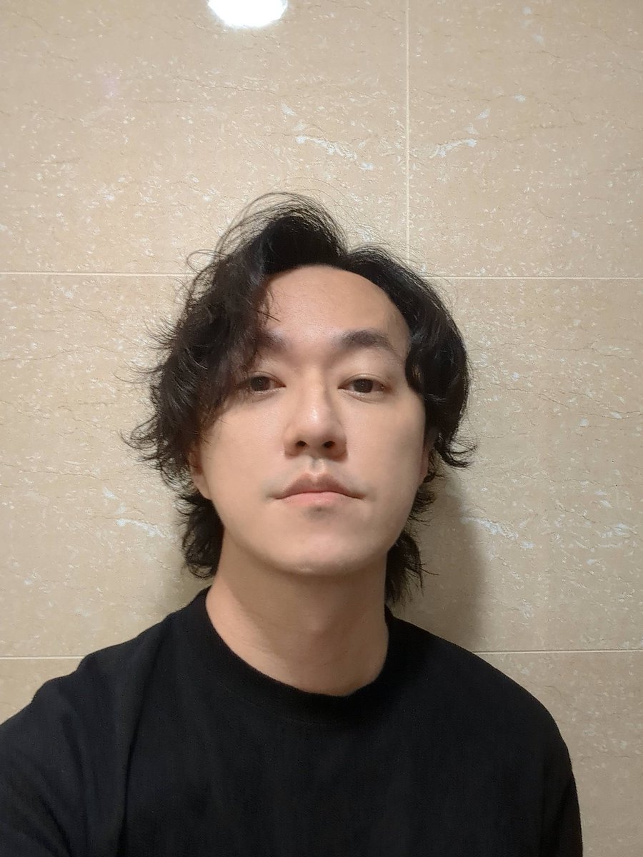瑋瑋 tweet media