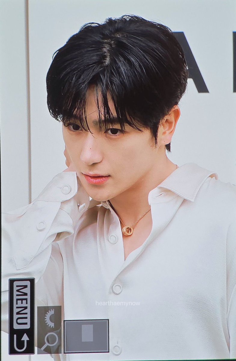 angelina˚ ༘♡ tweet media