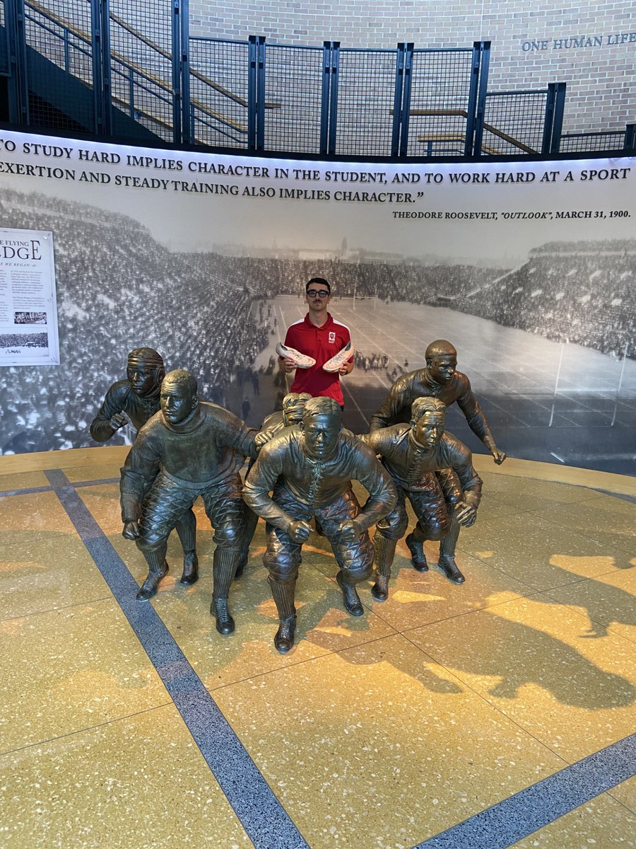 IUE_ENTR's tweet photo. Leading the Pack- @iueast Grant Luebbe a leader in #academics and #athletics retires his spikes to Professor Tim Scales following the @IndianaUniv Regional Campus Athletics Award celebration at the NCAA Hall of Champions located in downtown Indianapolis. @IUE_TFXC @NAIA @NAIABall https://t.co/LFyIpRwHYg