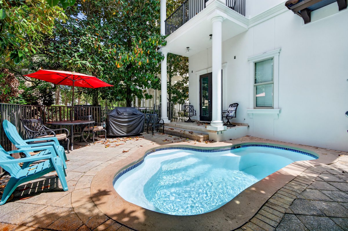 FiveStarDestin's tweet photo. ⭐⭐⭐⭐⭐
Option 2 (more scroll-stopping)

You don’t have to wait for this one…https://t.co/KxlIcTNS2q

Ivory Palm is new to Five Star and open for summer ☀️

• Sleeps 8 (4BR)
• Private pool
• 5-min walk to the beach

📍 30A East https://t.co/UQkm17utuO