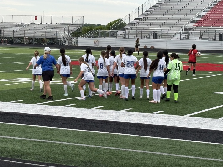 whatsnewatrjh's tweet photo. Soccer played at Lorena tonight, and both teams won! Girls won 1-0 and boys 8-0. Great job by both teams! #RobinsonISD https://t.co/I37RixxMZl