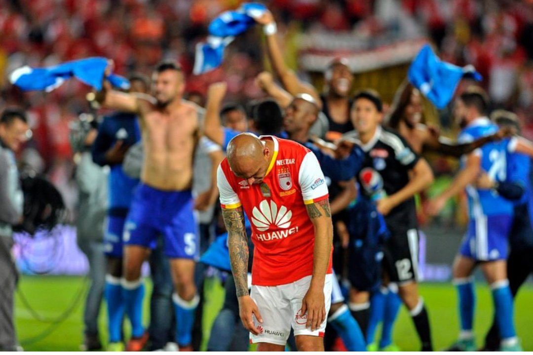 Falcaismo!🇨🇴 tweet media
