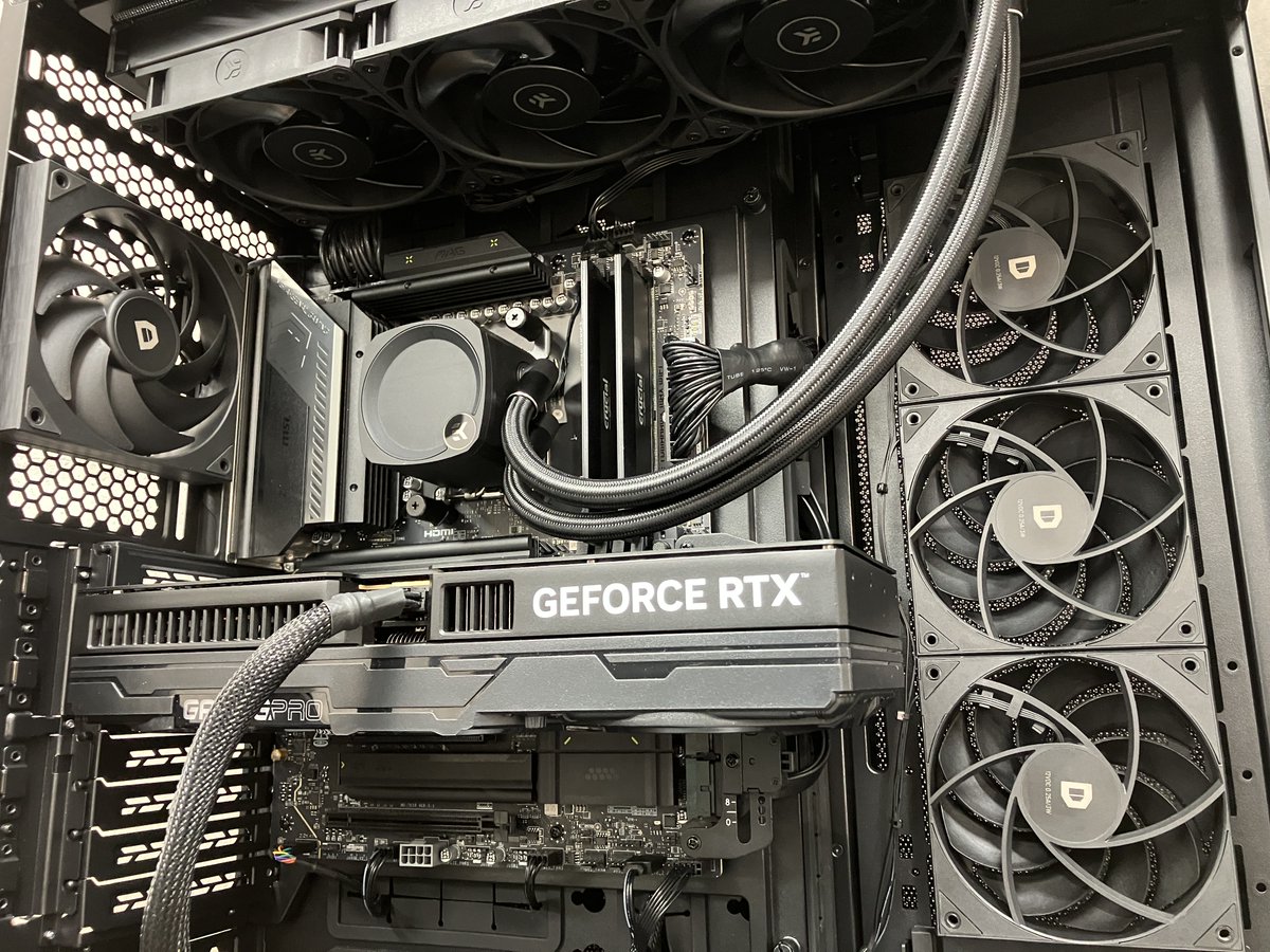 お客様ご依頼の #組立代行 PCが完成‼️ 🚀#AMD Ryzen 9 9950X3D