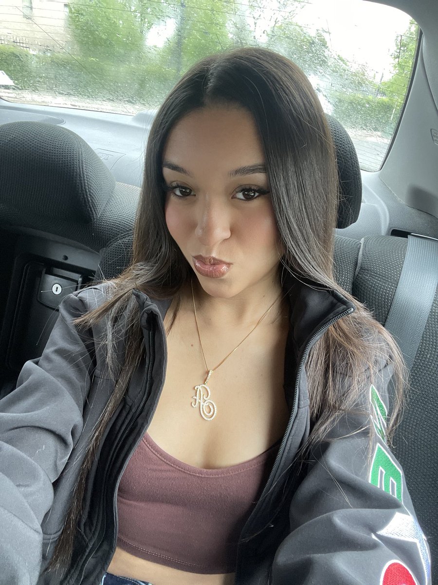 𝒹𝑒𝓈 🌺 tweet media