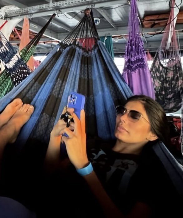 E quando eu for pra Parintins com 100 reais e um sonho