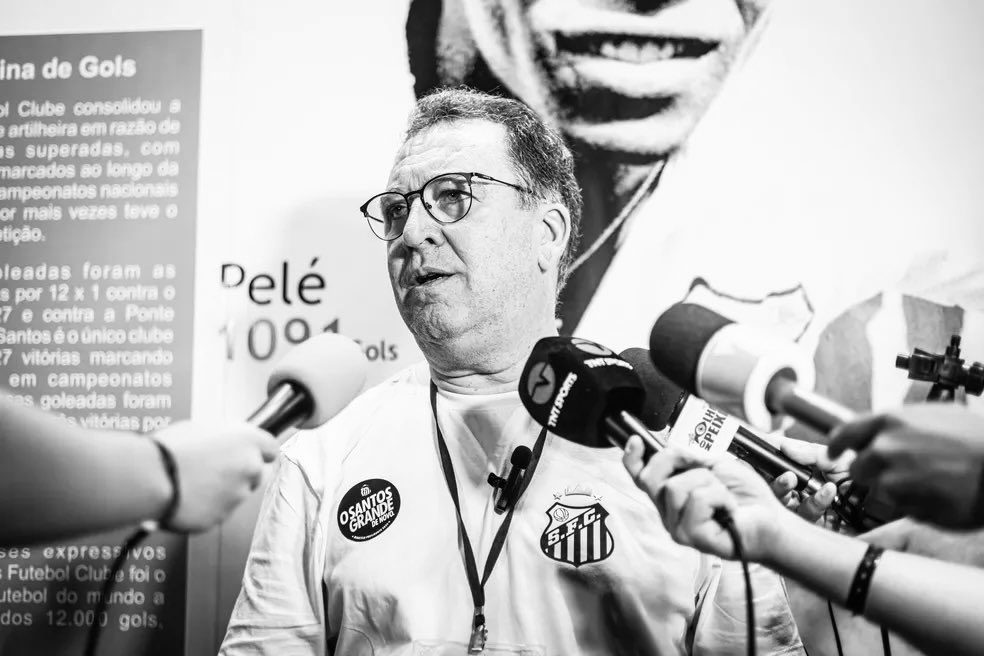 18 de maio de 2026! 

O Santos está passando pela maior crise política da história do clube!

Nem Modesto, Peres ou Rueda fizeram um estrago maior do que Marcelo Teixeira está fazendo.
+